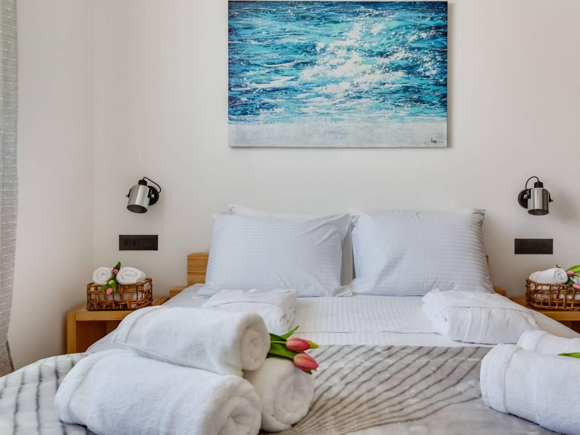 Luxury Villa Terra Maiorum in Pag/Povljana, Kroatië voor 4 personen foto 19