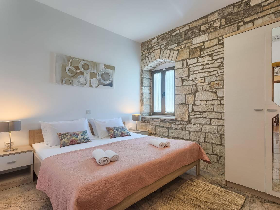 Vakantiehuis met privézwembad en jacuzzi in Poreč/Sv. Lovreč, Kroatië voor 4 personen foto 24