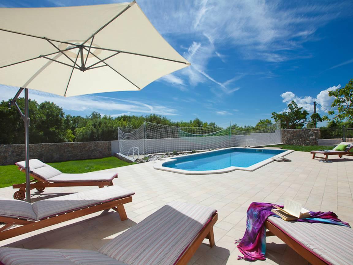 Vakantievilla met privézwembad en zeezicht in Rabac/Sveti Lovreč Labinski, Kroatië voor 9 personen foto 23