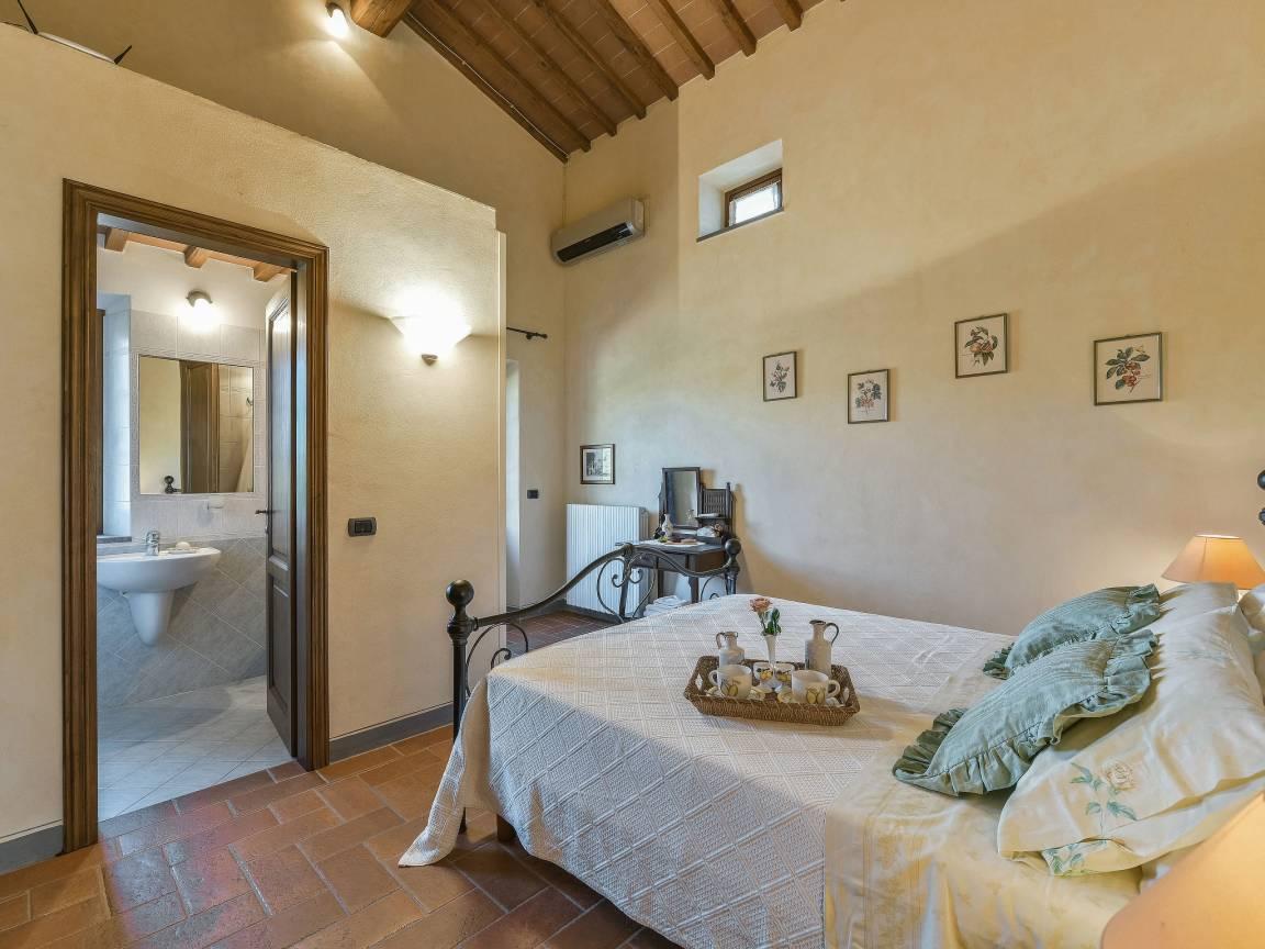 Villa del Poggio in Radda in Chianti, Italië voor 8 personen foto 24