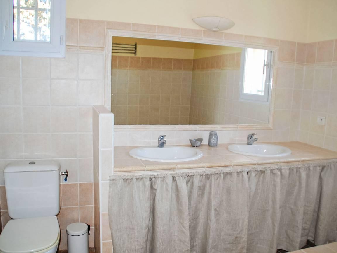 Vakantievilla met privézwembad en zwembad in Saint-Rémy-de-Provence, Frankrijk voor 8 personen foto 23