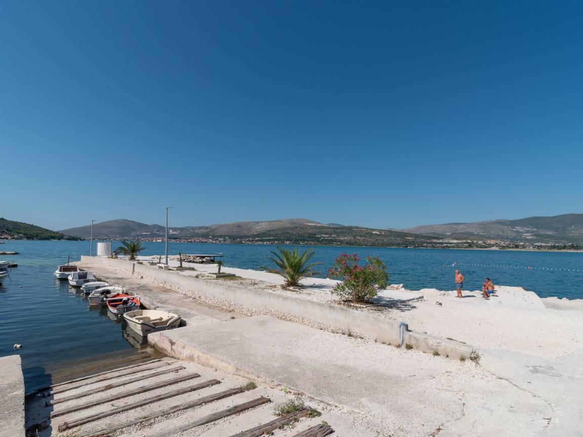 Vakantieappartement met zeezicht en zwembad in Trogir/Arbanija, Kroatië voor 4 personen foto 23