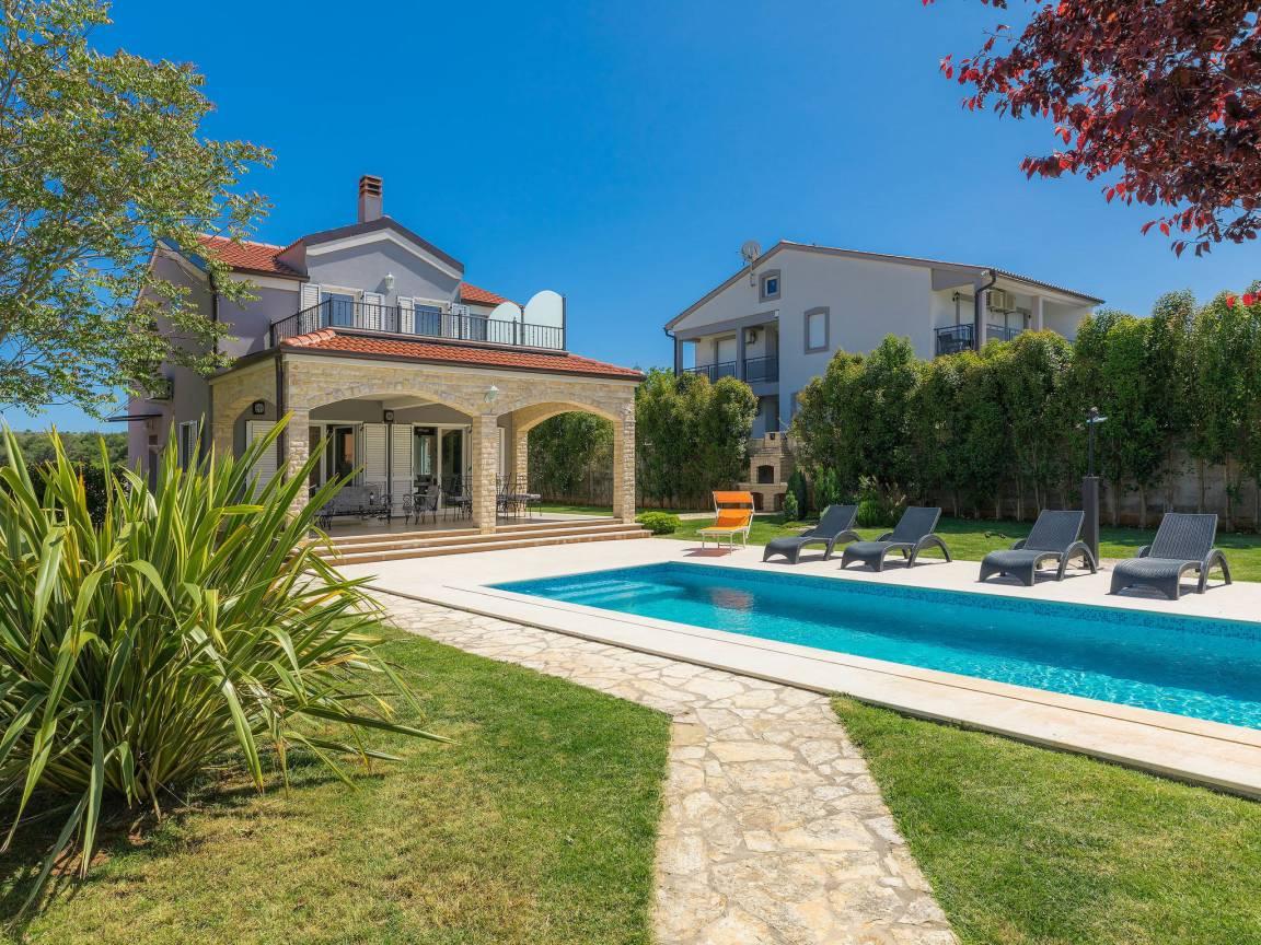 Vakantiehuis met privézwembad en zwembad in Pula, Kroatië voor 6 personen foto 22