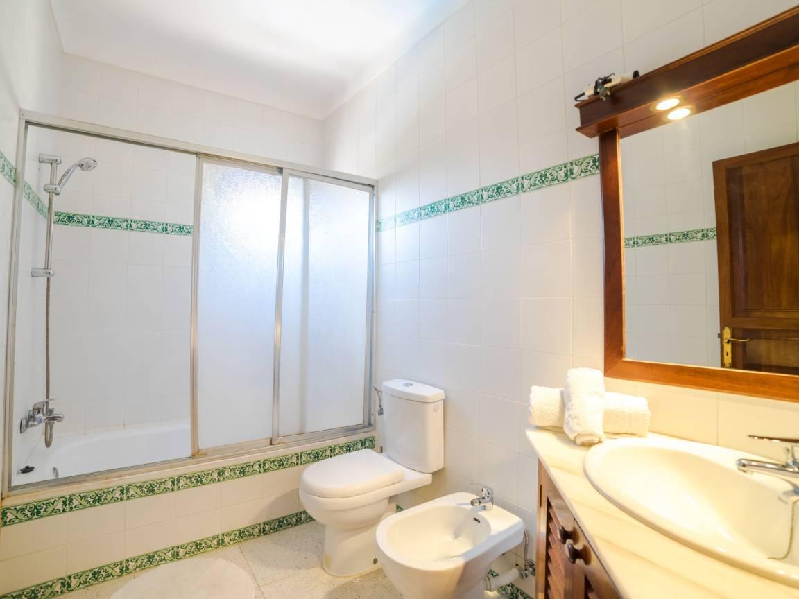 Vakantiehuis met privézwembad en zwembad in Porto Cristo, Spanje voor 8 personen foto 19