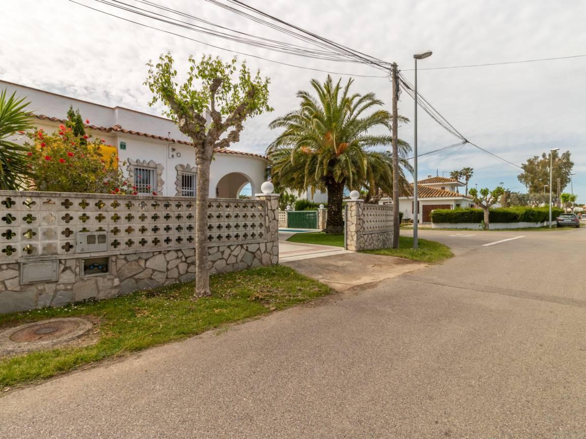 Green House in Empuriabrava, Spanje voor 4 personen foto 25