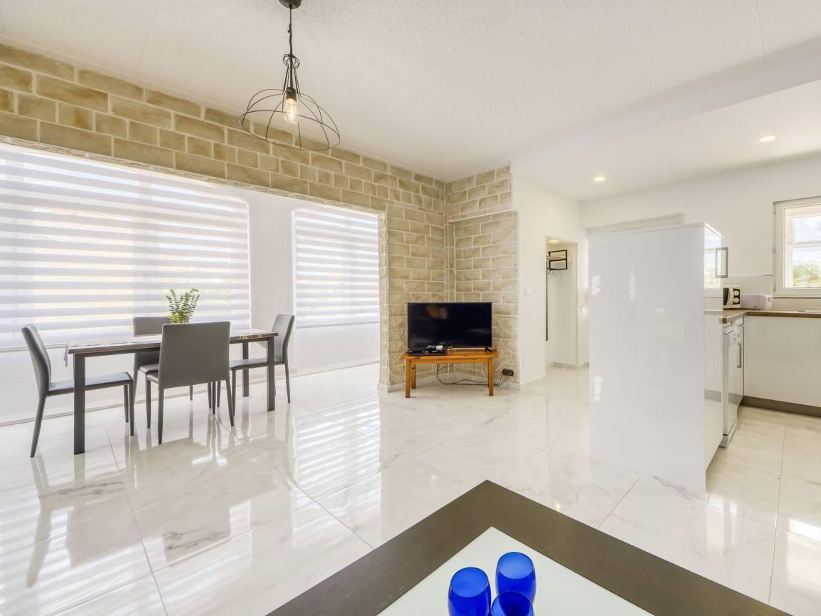 Chavicoto in Empuriabrava, Spanje voor 8 personen foto 25