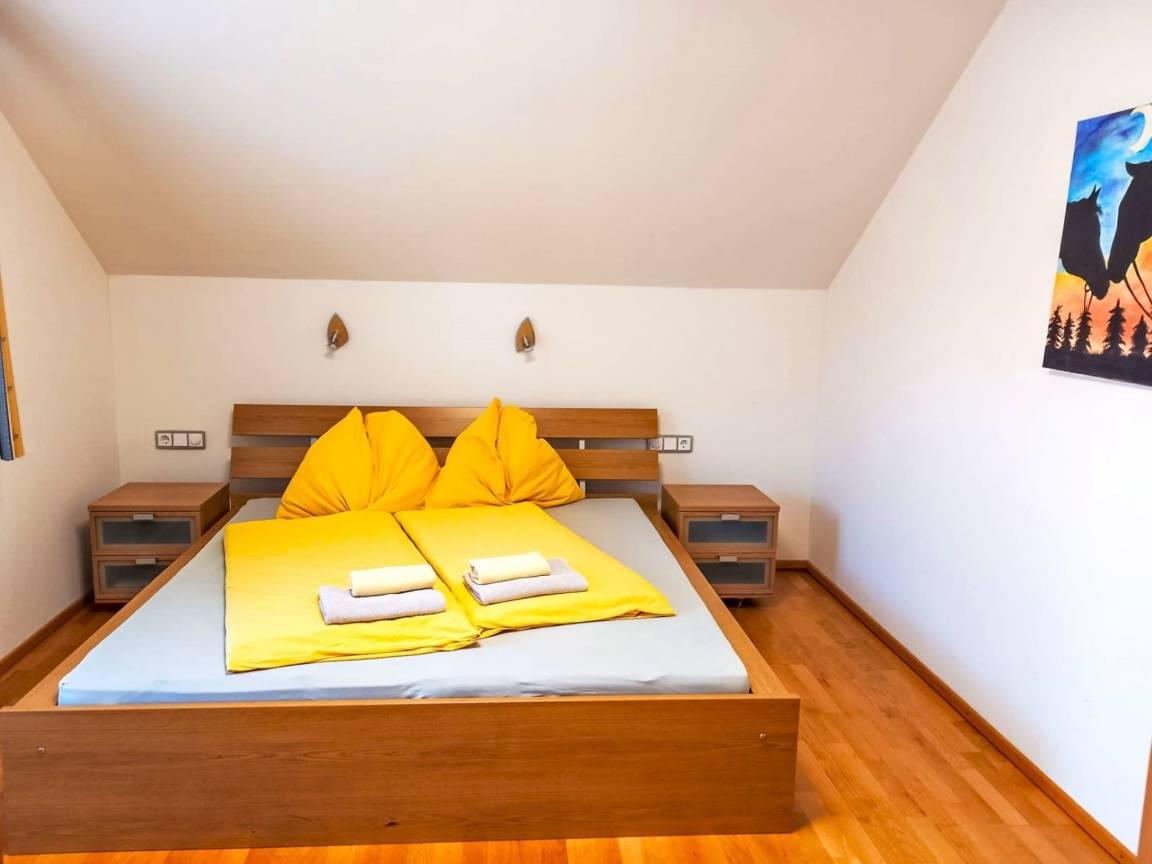 Chalet met jacuzzi en hottub in Sankt Margarethen im Lungau, Oostenrijk voor 6 personen foto 19