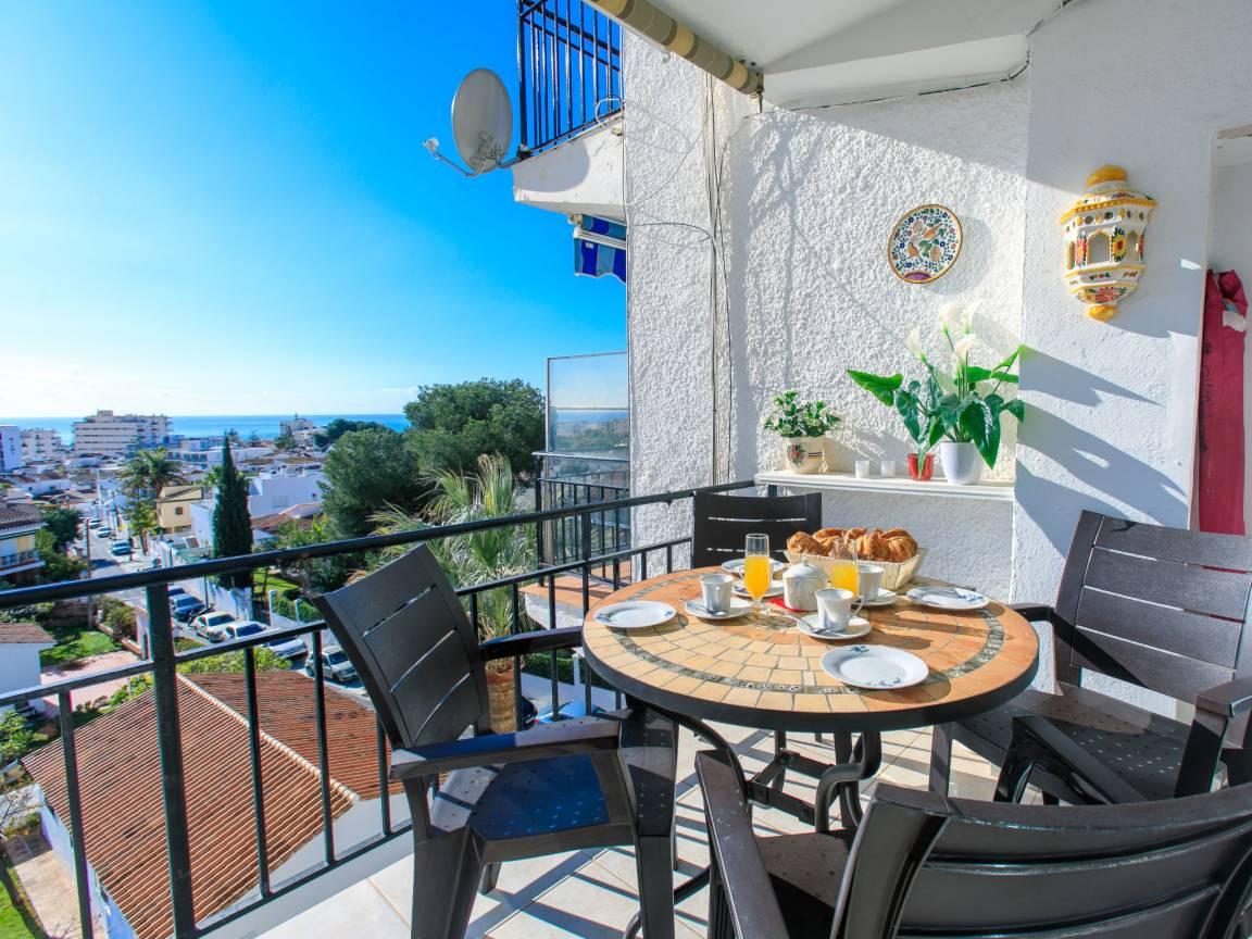 Vakantieappartement met zwembad en ligging bij zee in Nerja, Spanje voor 4 personen foto 19