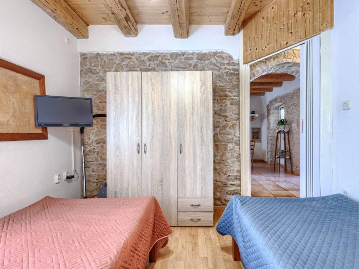 Vakantiehuis met privézwembad en zwembad in Labin, Kroatië voor 6 personen foto 24