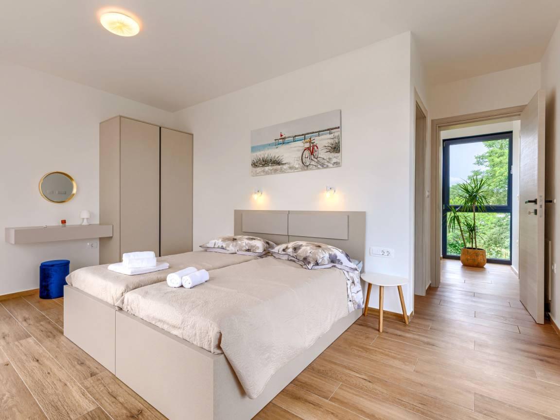 Vakantievilla met privézwembad en jacuzzi in Pula/Krnica, Kroatië voor 6 personen foto 23