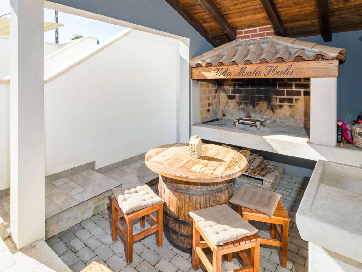 Villa Mala Halu in Gračišće, Kroatië voor 8 personen foto 19