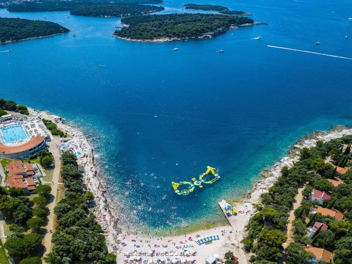 Vakantiehuis met privézwembad en zwembad in Pula, Kroatië voor 6 personen foto 24