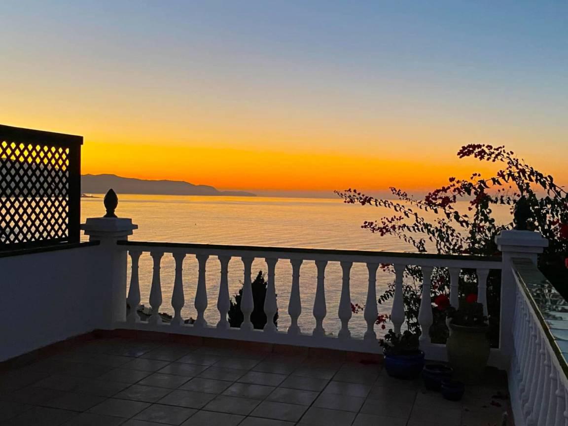 Atardecer in Torrox Costa, Spanje voor 8 personen foto 23