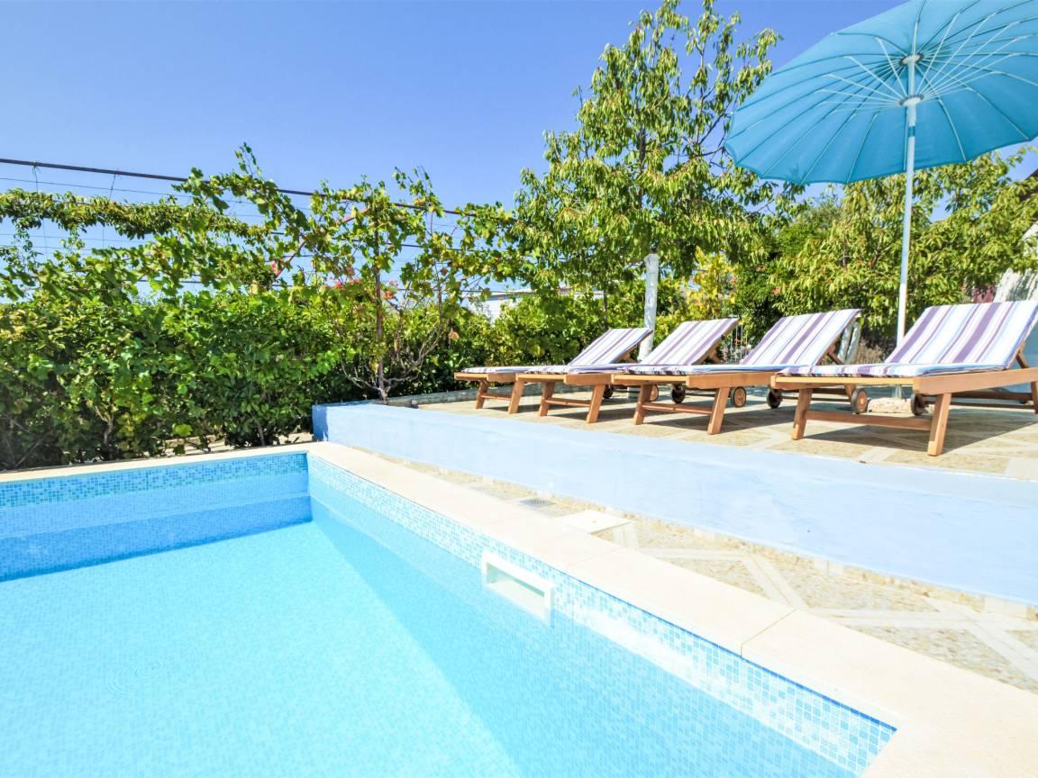 Vakantieappartement met privézwembad en zwembad in Šibenik, Kroatië voor 6 personen foto 22