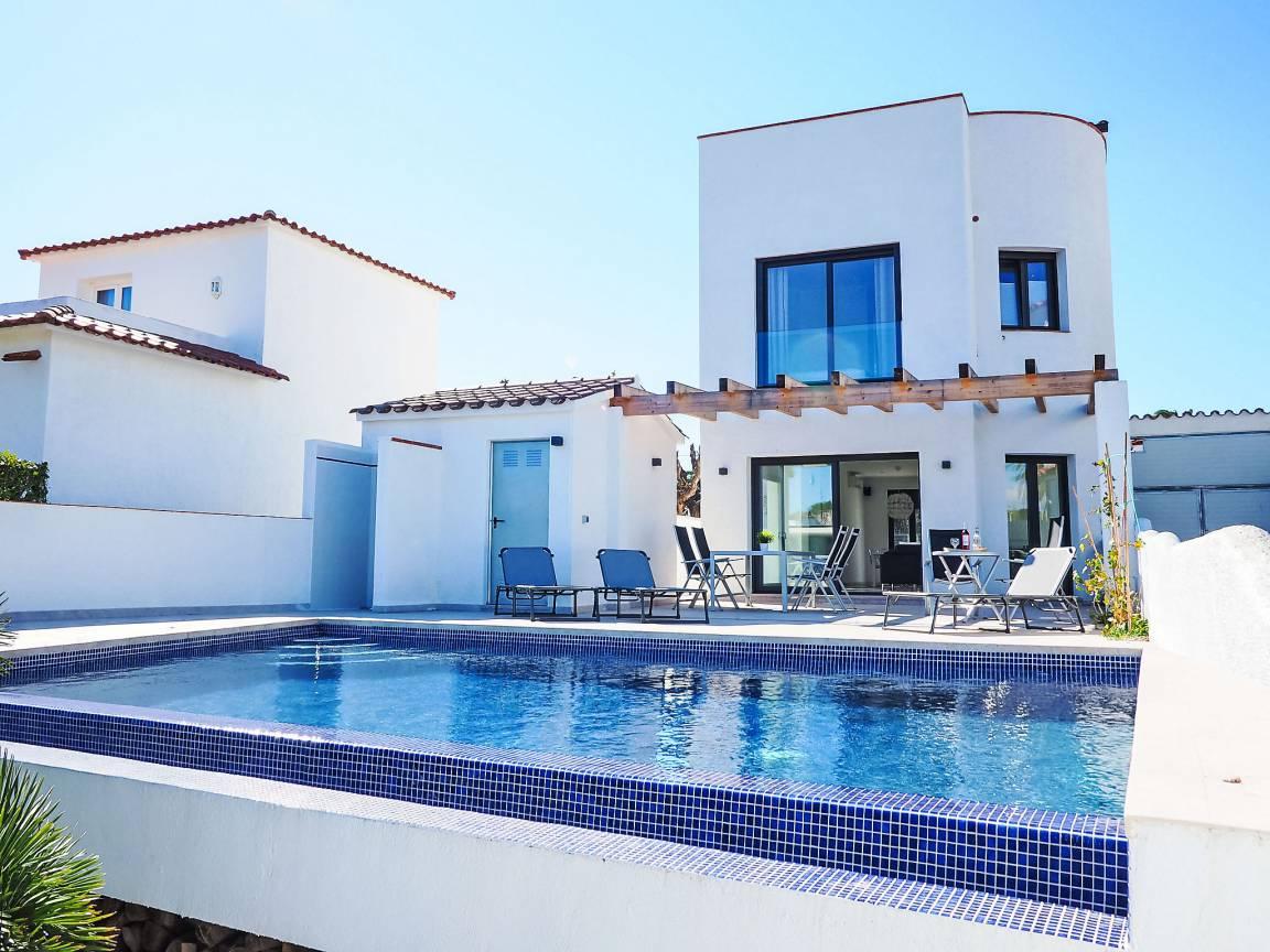 Vakantiehuis met privézwembad en zwembad in Empuriabrava, Spanje voor 6 personen foto 20