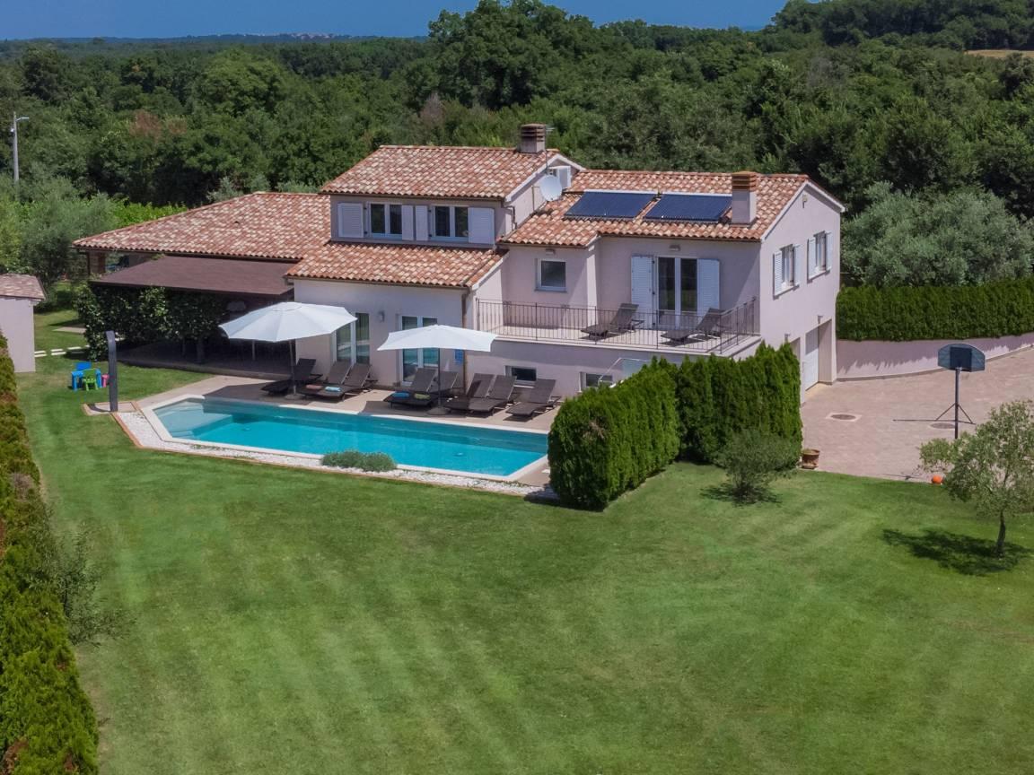 Vakantievilla met privézwembad en jacuzzi in Pula, Kroatië voor 10 personen foto 20