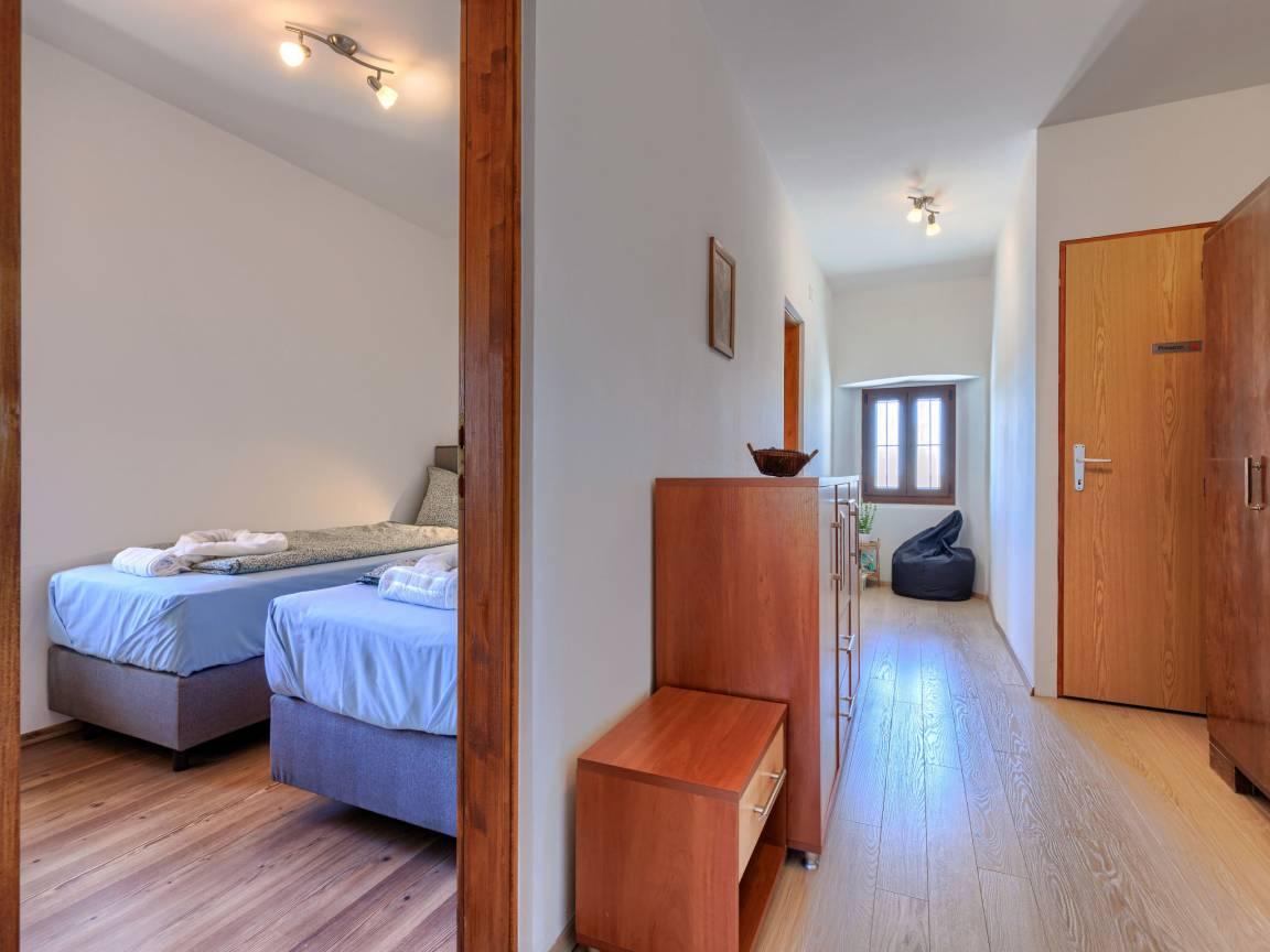 Vakantiehuis met privézwembad en zwembad in Pula, Kroatië voor 6 personen foto 23