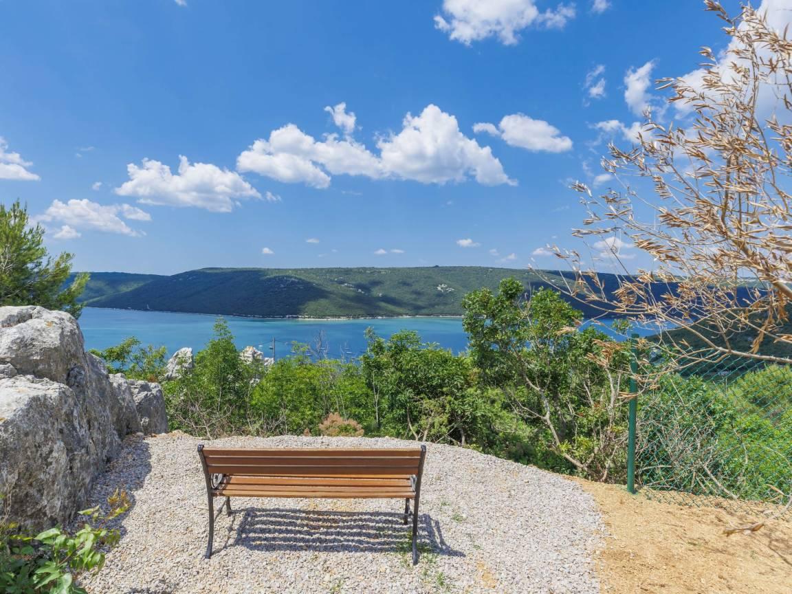 Vakantiehuis met privézwembad en zeezicht in Trget, Kroatië voor 12 personen foto 23
