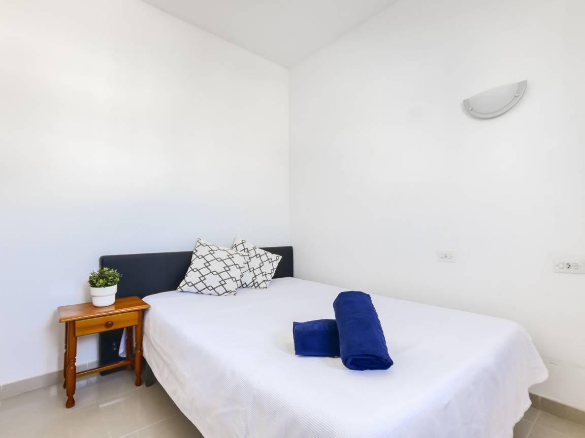 Vakantiehuis met privézwembad en zwembad en 3 slaapkamers en hond toegestaan in Empuriabrava, Spanje voor 6 personen foto 19