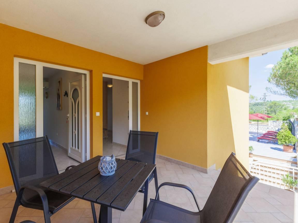 Vakantiehuis met privézwembad en zeezicht in Trget, Kroatië voor 12 personen foto 25