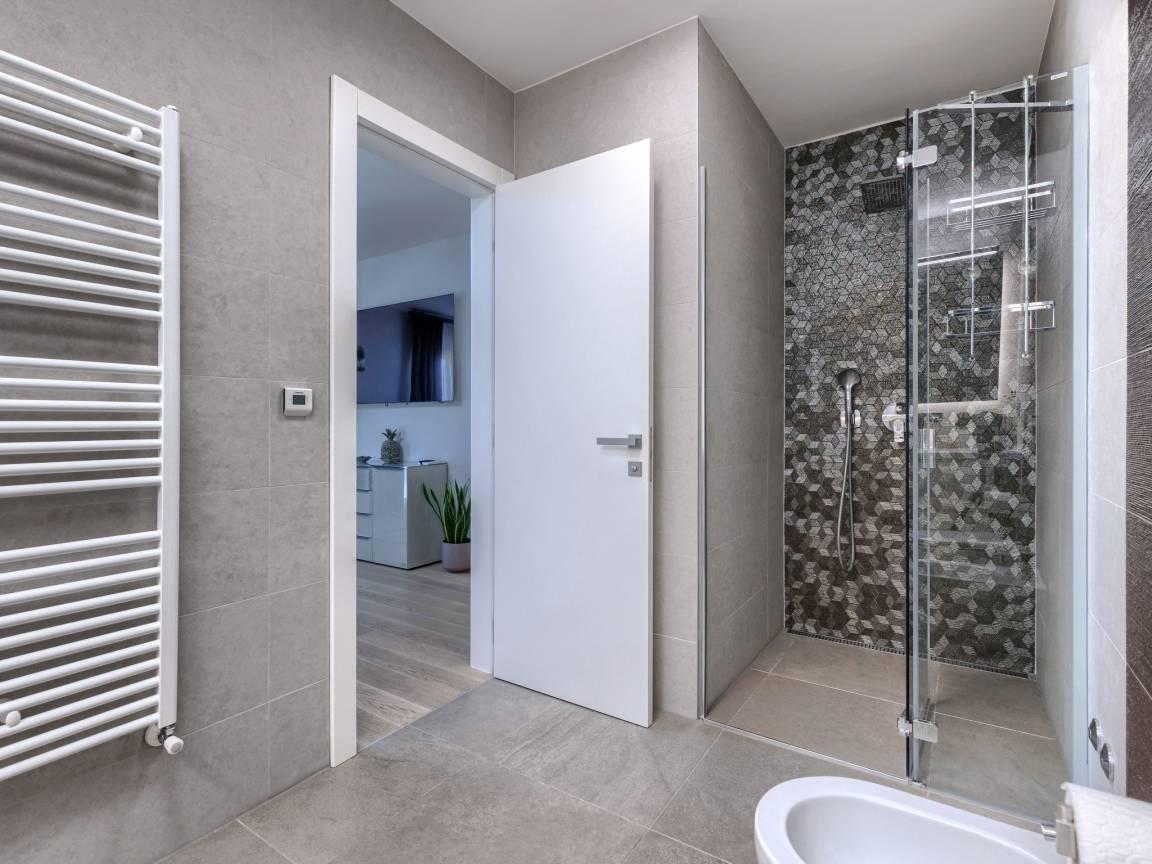 Vakantieappartement met ligging bij zee en speeltuin in Poreč, Kroatië voor 4 personen foto 19