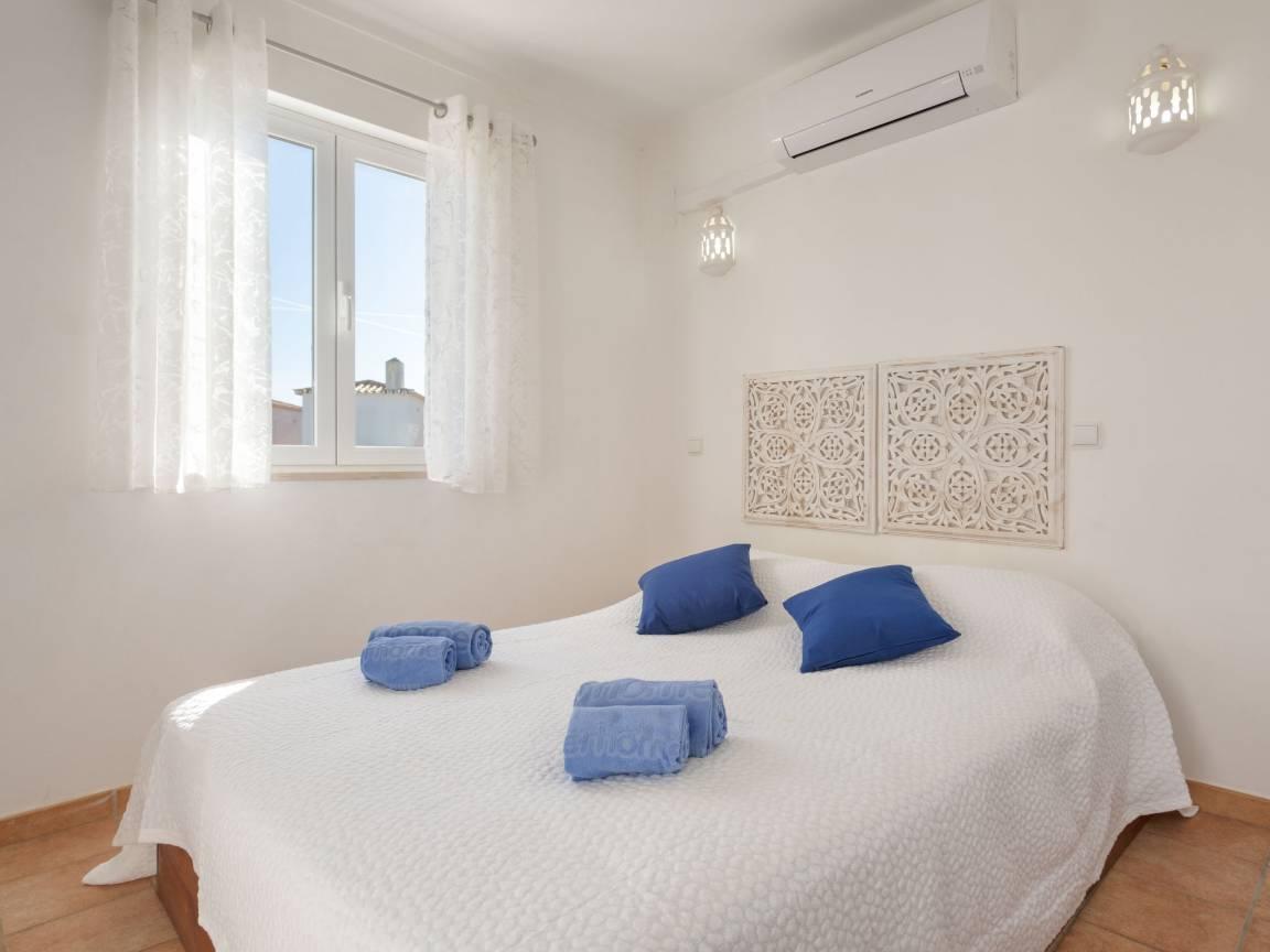 Villa Blue Ocean in Gale, Portugal voor 8 personen foto 19