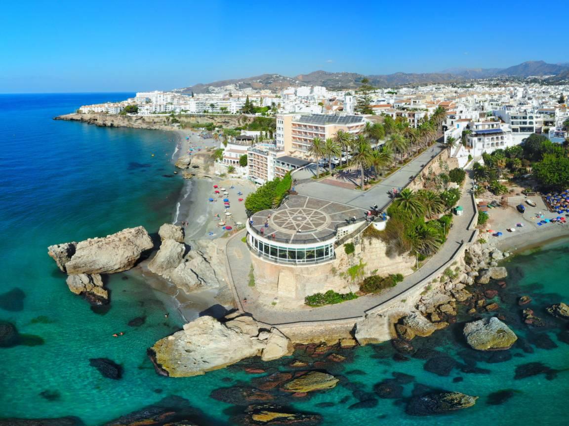Vakantiehuis met privézwembad en zwembad in Nerja, Spanje voor 4 personen foto 19