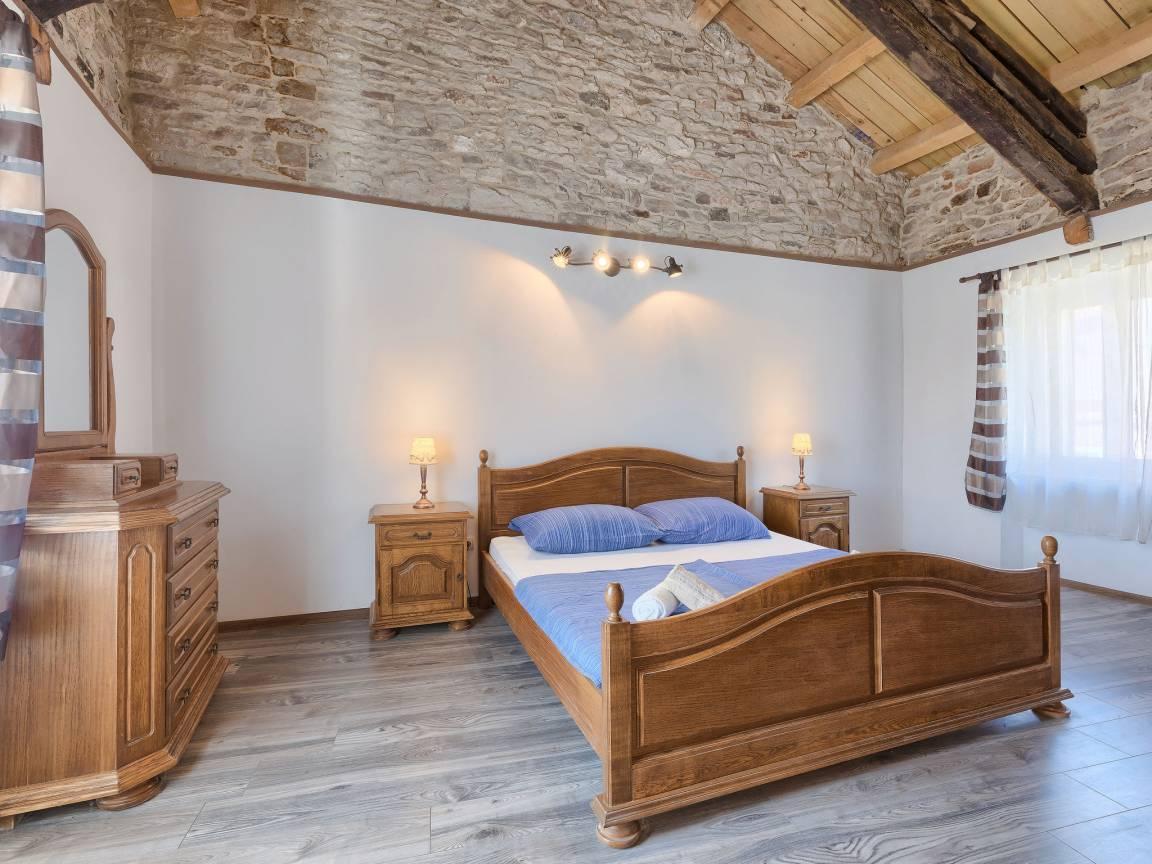 Vakantiehuis met privézwembad en jacuzzi in Medulin/Ližnjan, Kroatië voor 6 personen foto 23