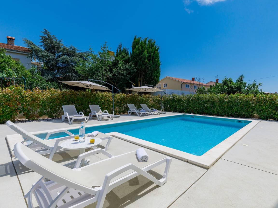 Vakantievilla met privézwembad en zeezicht in Štinjan, Kroatië voor 8 personen foto 19