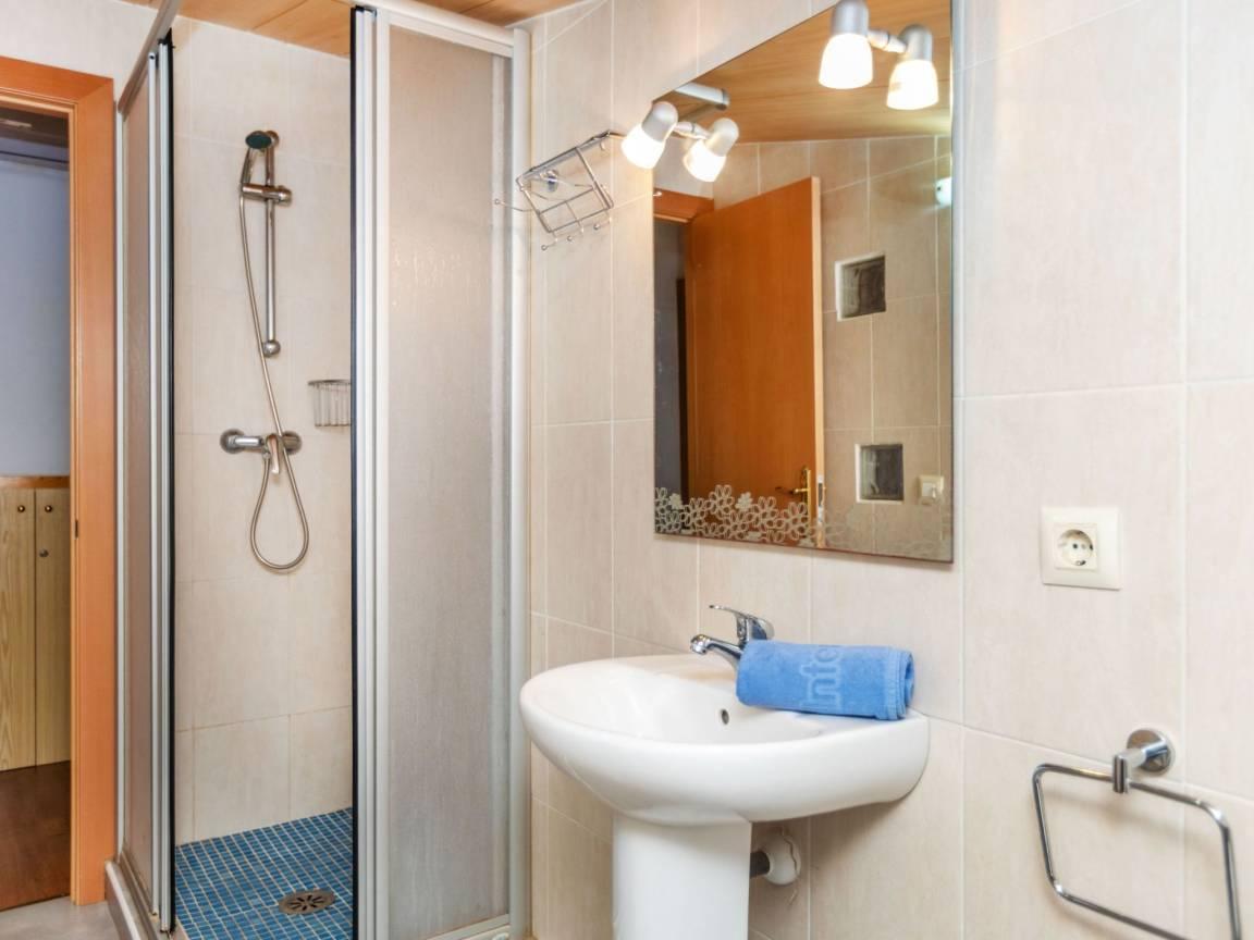 Vakantiehuis met privézwembad en zwembad in Lloret de Mar, Spanje voor 8 personen foto 21
