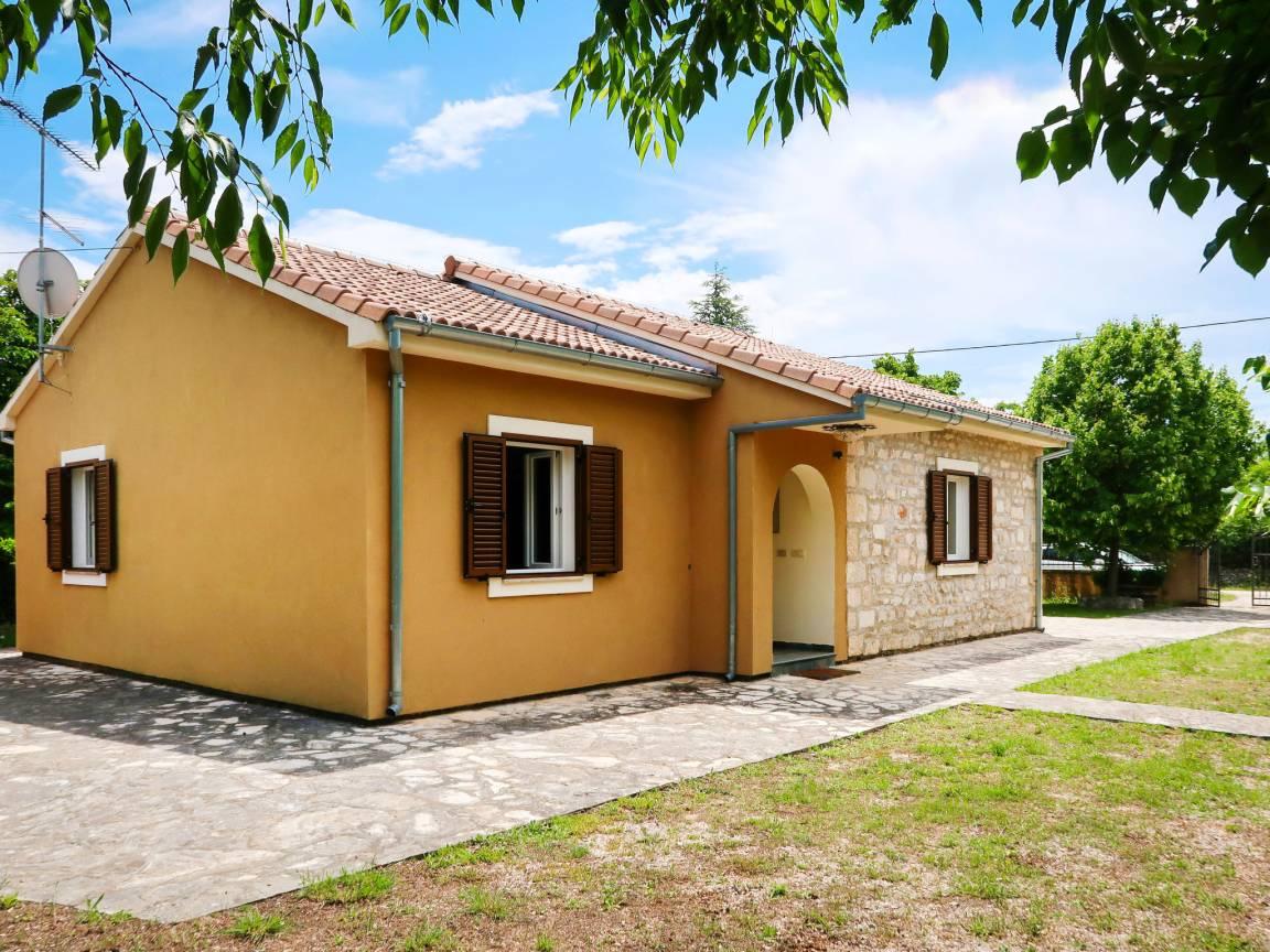 Vakantiehuis met privézwembad en zwembad in Šibenik, Kroatië voor 4 personen foto 23