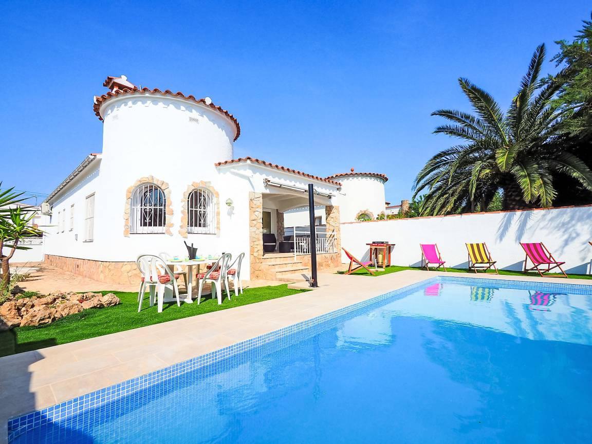 Vakantiehuis met privézwembad en zwembad in Empuriabrava, Spanje voor 6 personen foto 20