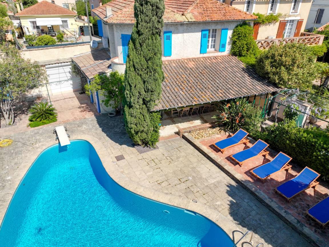 Villa Cyrnos in Sainte Maxime, Frankrijk voor 8 personen foto 25