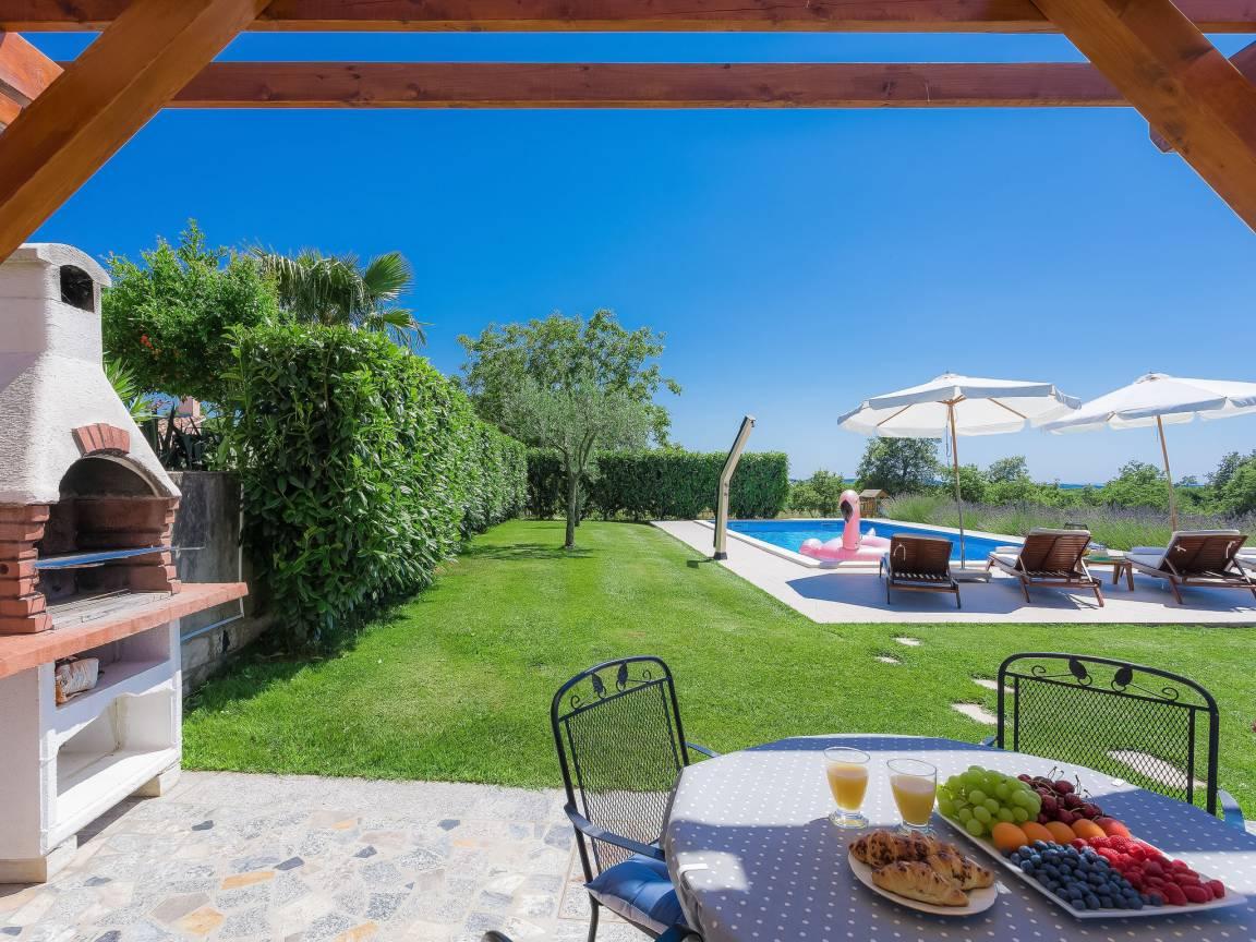 Vakantiehuis met privézwembad en jacuzzi in Poreč/Sv. Lovreč, Kroatië voor 4 personen foto 19