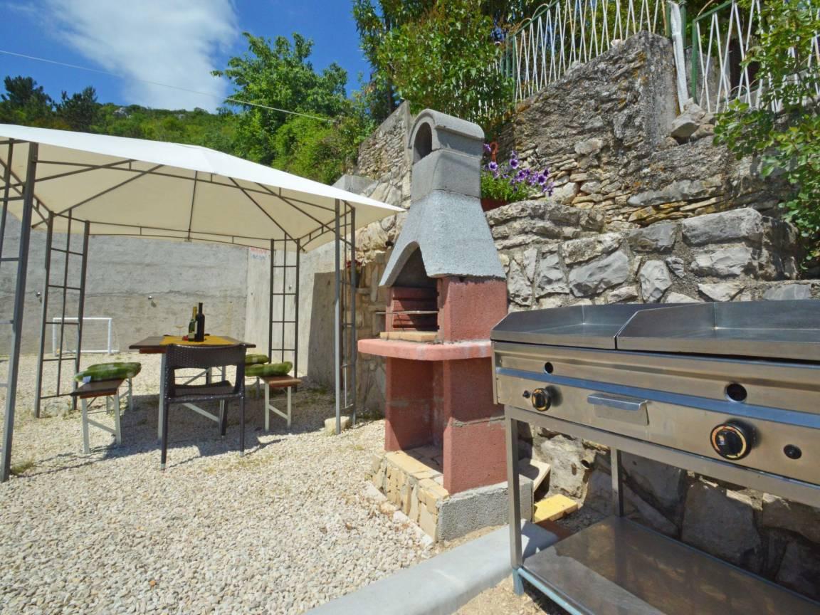 Vakantieappartement met ligging bij zee en ligging bij een meer in Trget, Kroatië voor 5 personen foto 19