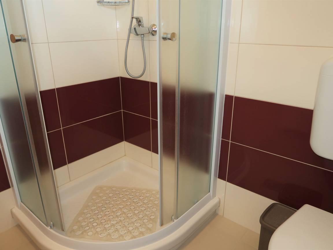 Vakantiehuis met privézwembad en zwembad in Labin, Kroatië voor 5 personen foto 23