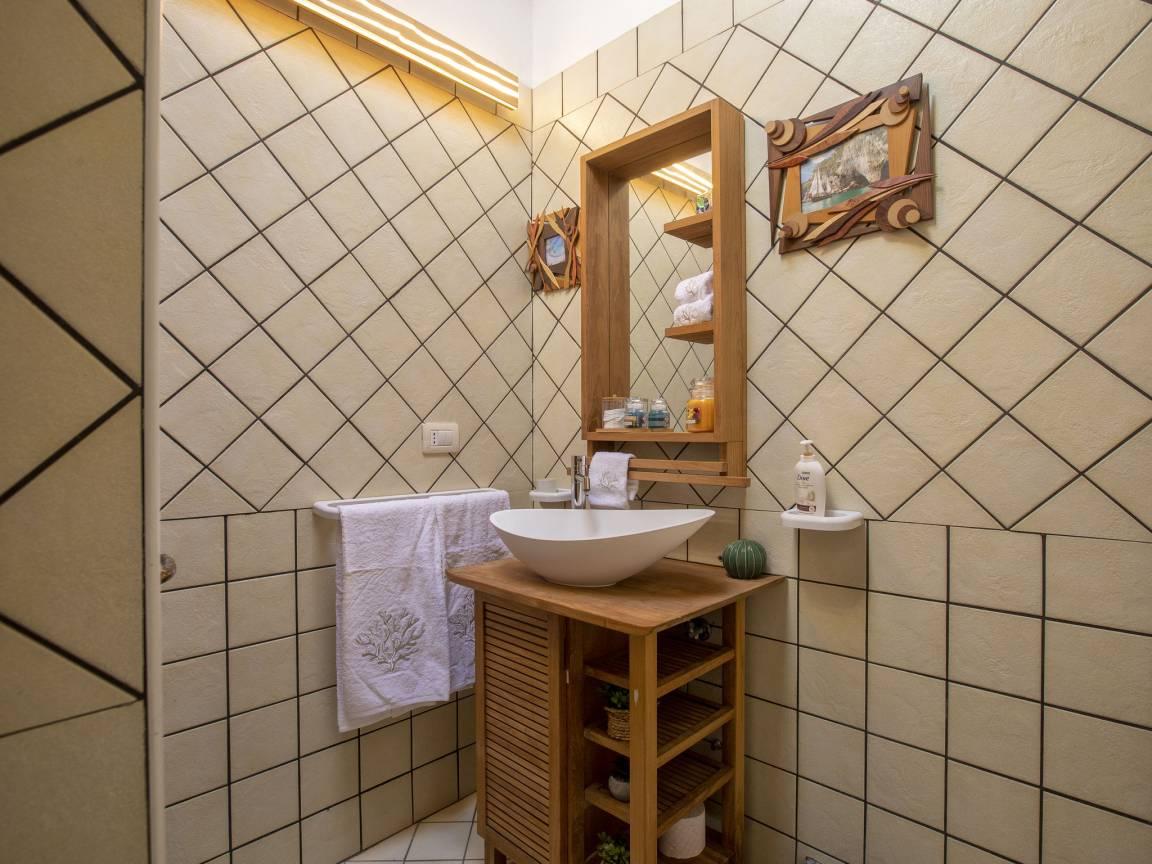 Vakantieappartement met zeezicht en ligging bij zee in Valledoria, Italië voor 5 personen foto 22