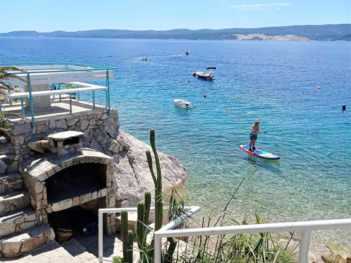 Vakantiehuis met zeezicht en ligging bij zee in Omiš, Kroatië voor 8 personen foto 25