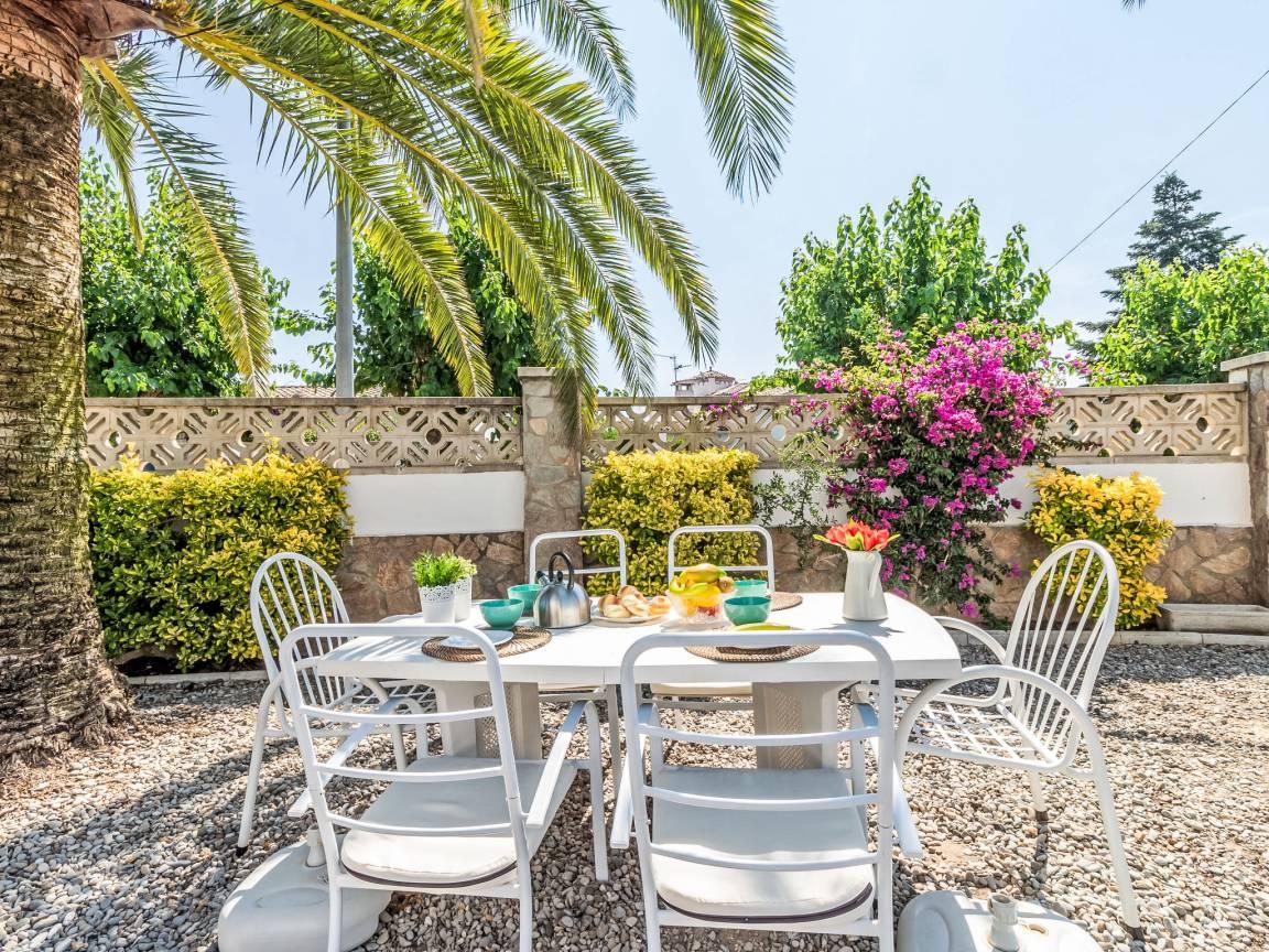 Vakantiehuis met privézwembad en zwembad in Empuriabrava, Spanje voor 6 personen foto 23