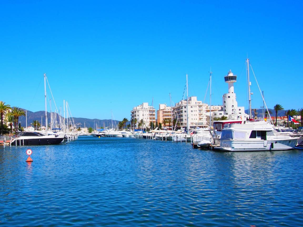 Vakantiehuis met privézwembad en zwembad in Empuriabrava, Spanje voor 6 personen foto 21