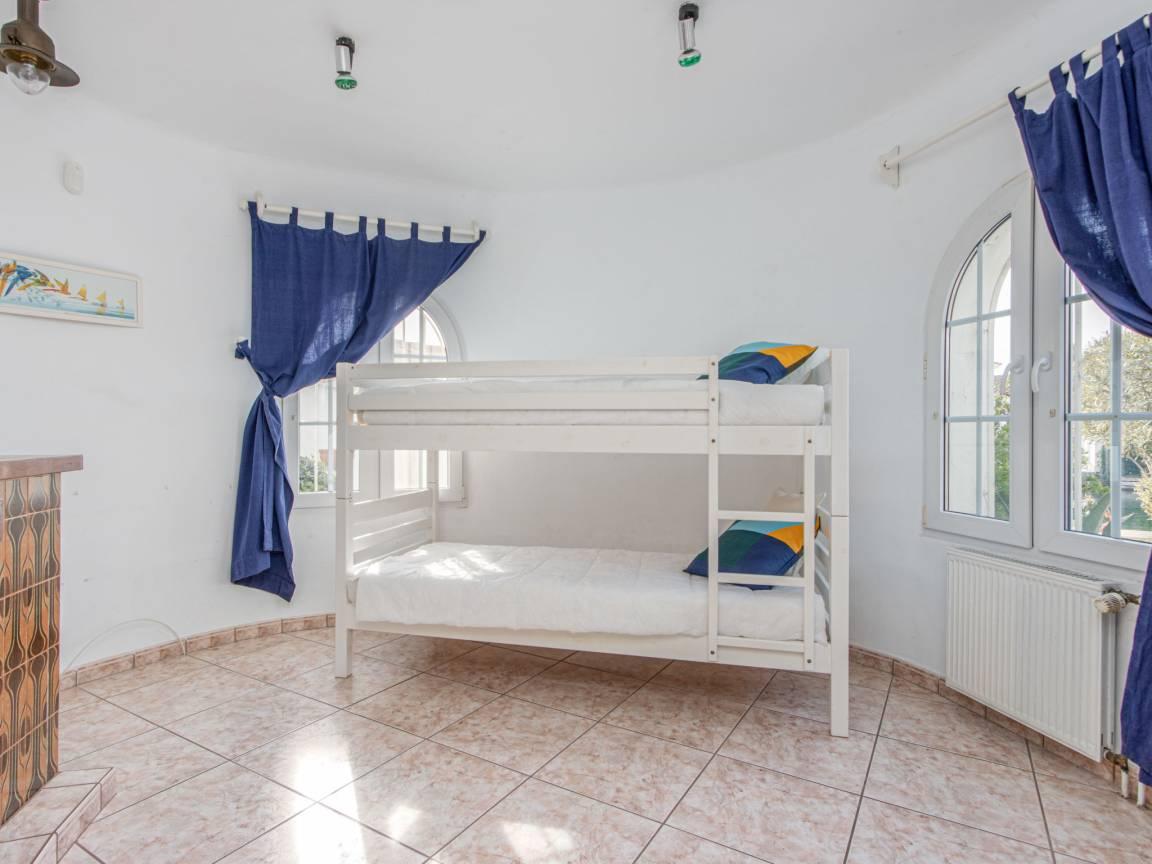 Residencia Marítima in Empuriabrava, Spanje voor 16 personen foto 24