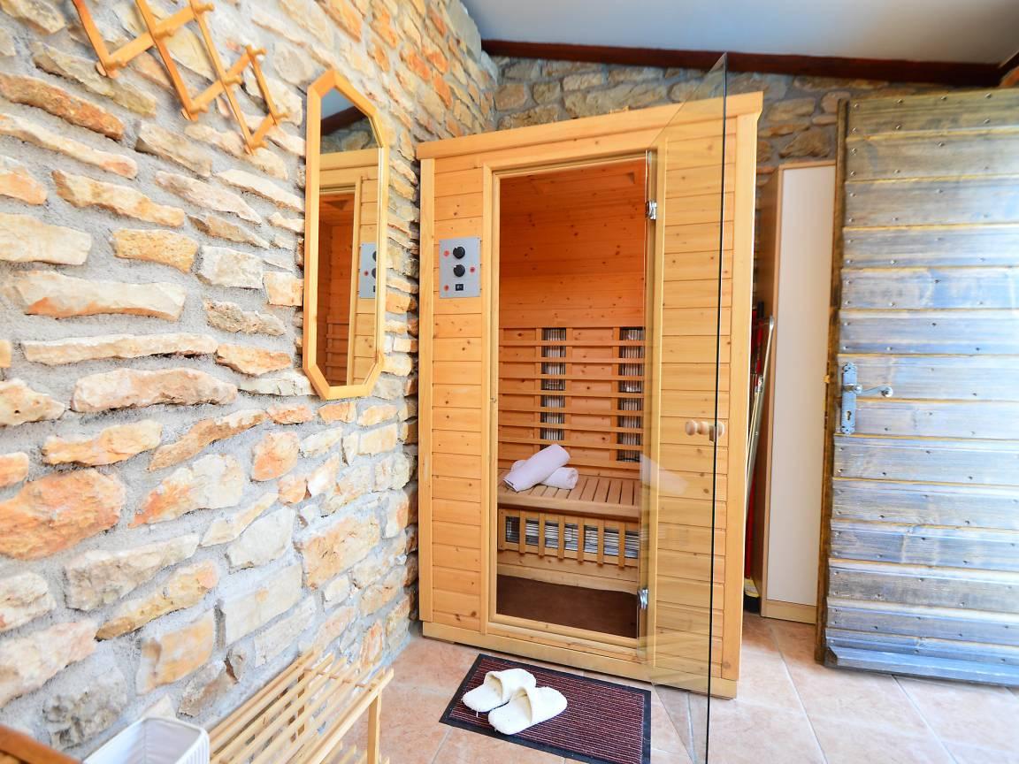 Vakantiehuis met privézwembad en sauna in Oklaj, Kroatië voor 8 personen foto 22