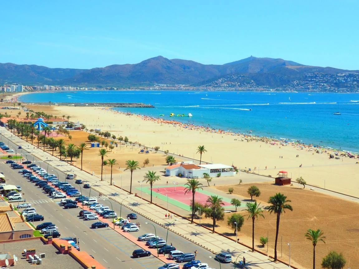 Vakantiehuis met privézwembad en zwembad in Empuriabrava, Spanje voor 6 personen foto 22