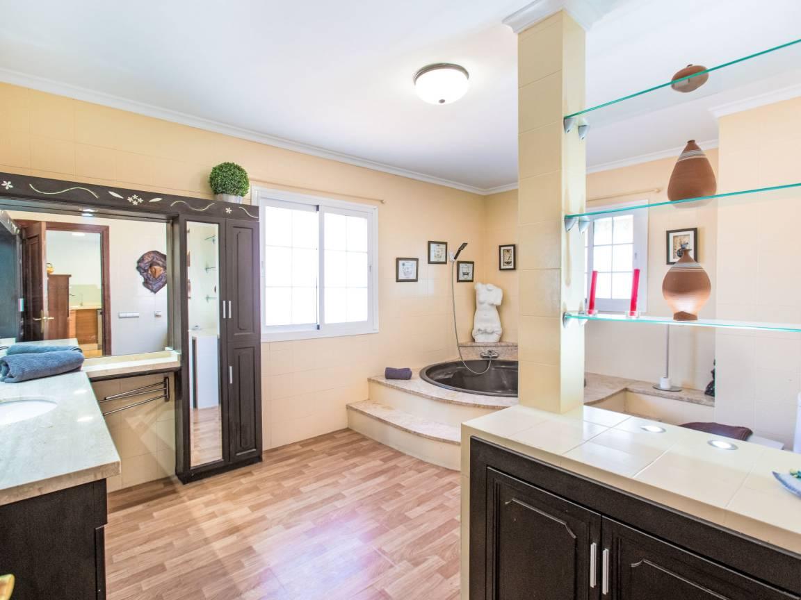 Villa Almudena in Rincón de la Victoria, Spanje voor 8 personen foto 21