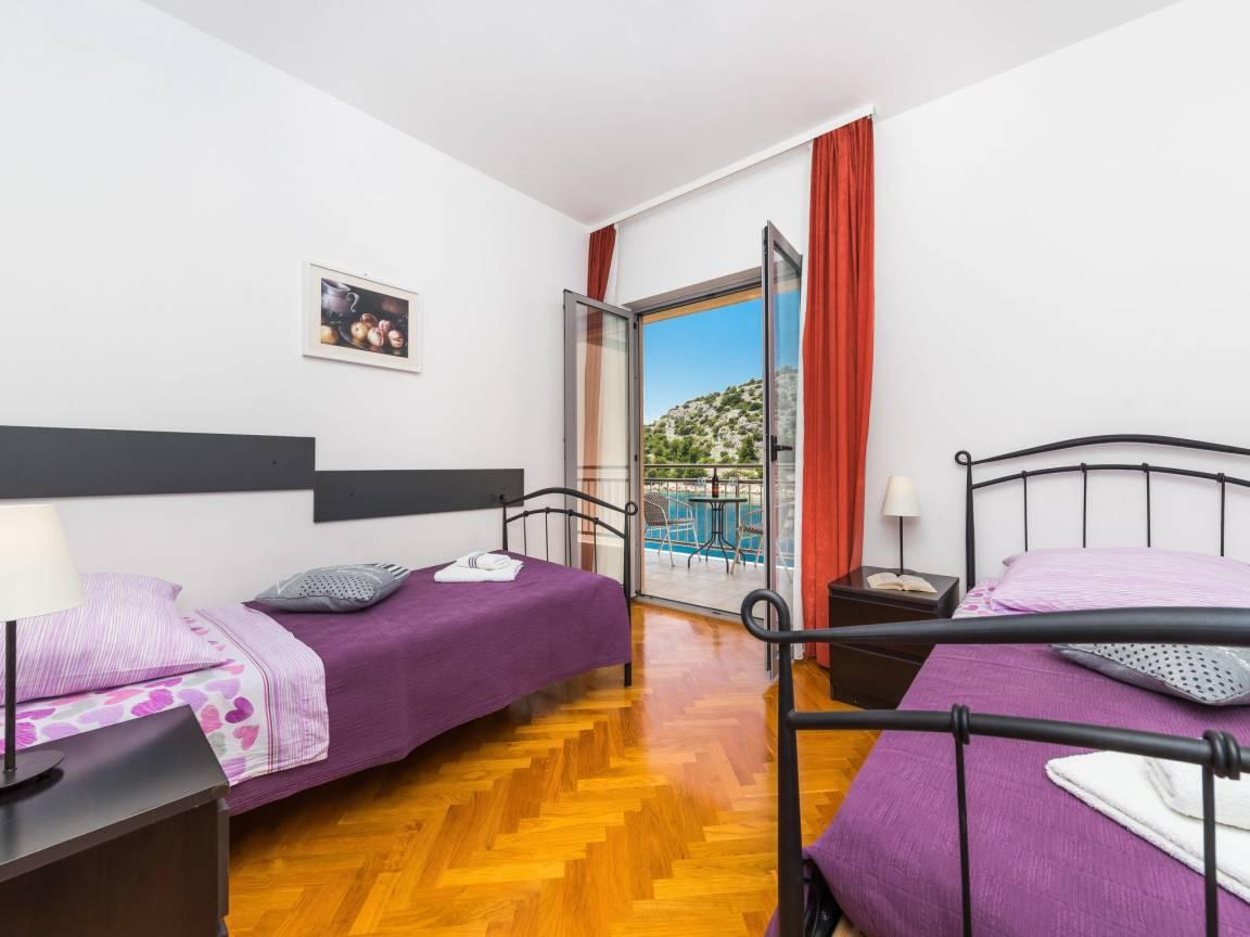 Villa Silvana in Rogoznica/Ražanj, Kroatië voor 7 personen foto 21
