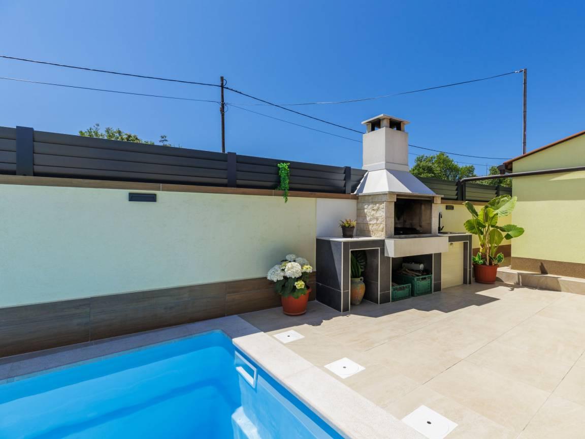 Vakantiehuis met privézwembad en zwembad in Štinjan, Kroatië voor 4 personen foto 22