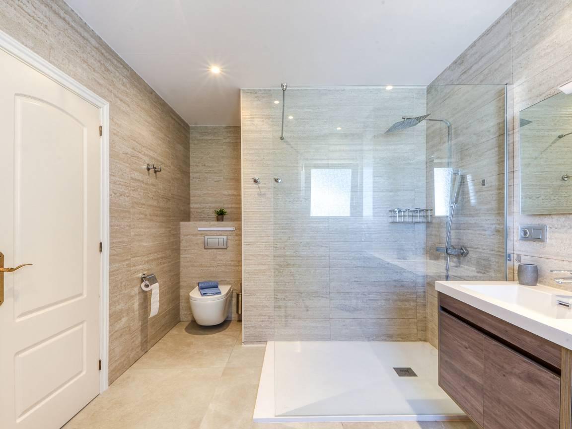 Llobregat 41b in Empuriabrava, Spanje voor 8 personen foto 24
