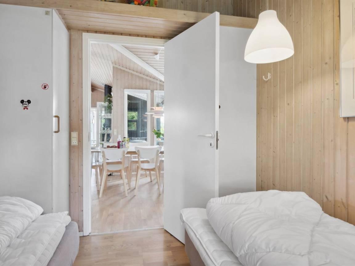 "Isto" - 250m from the sea in Slagelse, Denemarken voor 10 personen foto 19