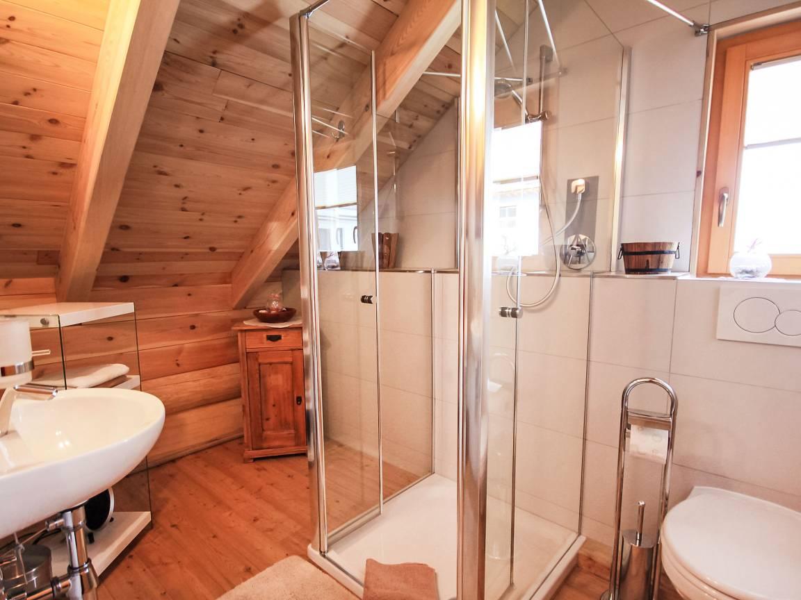 Chalet Karin met 3 slaapkamers, 2 badkamers en jacuzzi in Axams, Oostenrijk voor 7 personen foto 23