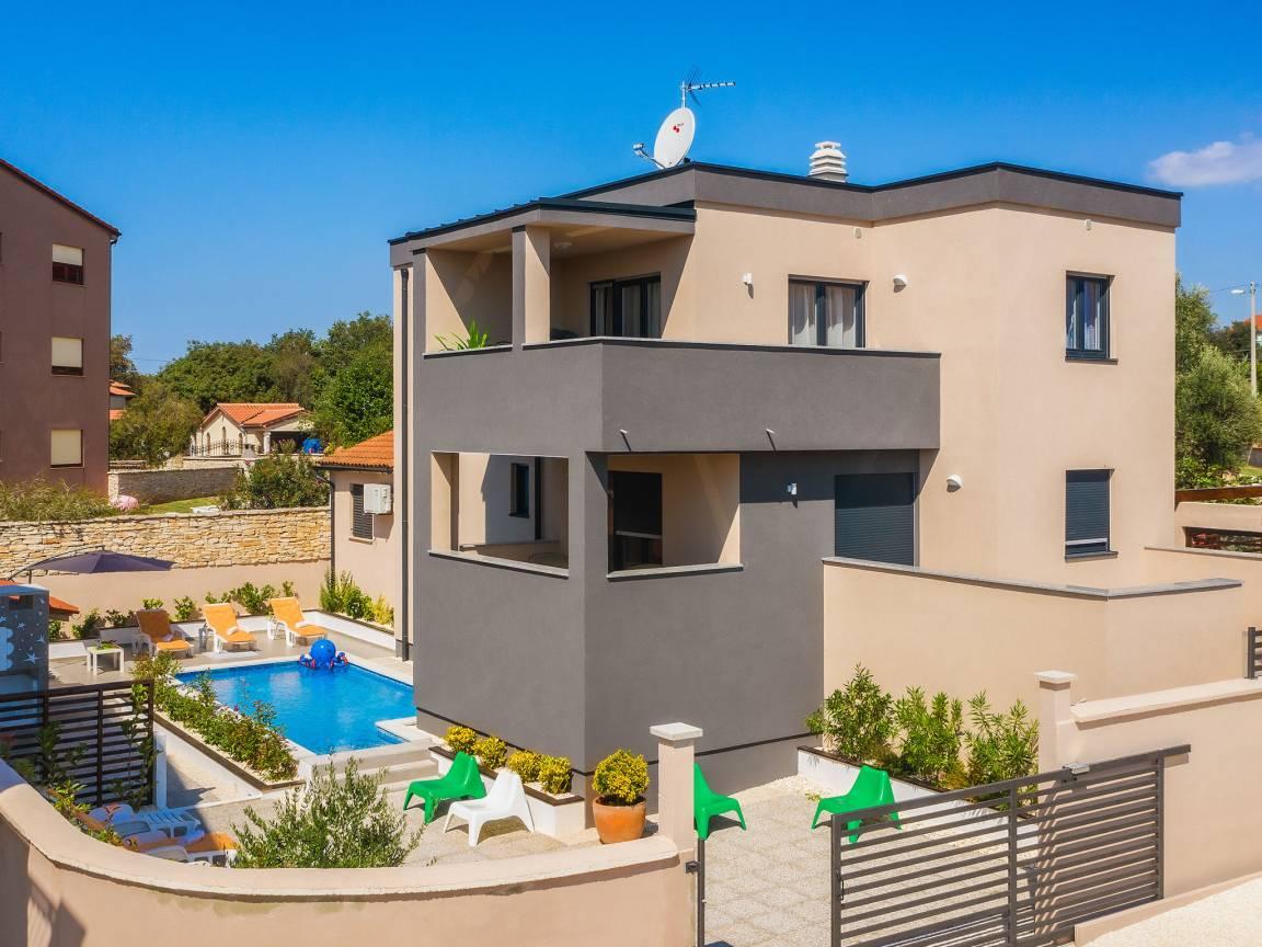 Vakantievilla met privézwembad en zeezicht in Medulin/Ližnjan, Kroatië voor 10 personen foto 21